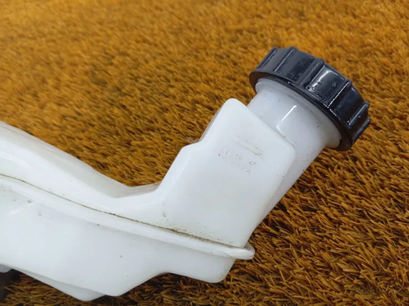 Главный тормозной цилиндр