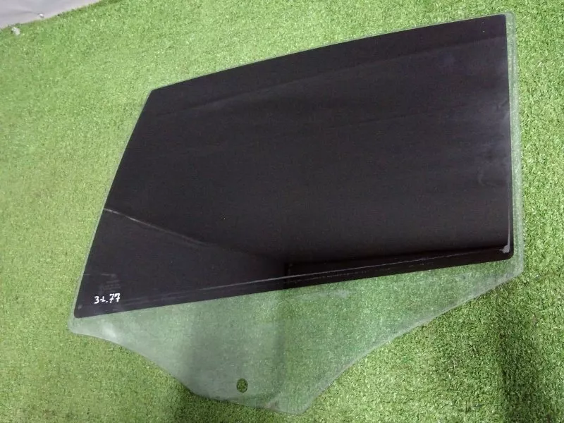 Стекло двери BMW 1-Series 2004 51357136003 E87, заднее левое