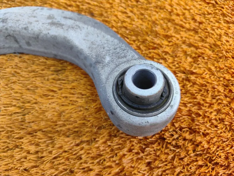 Рычаг подвески