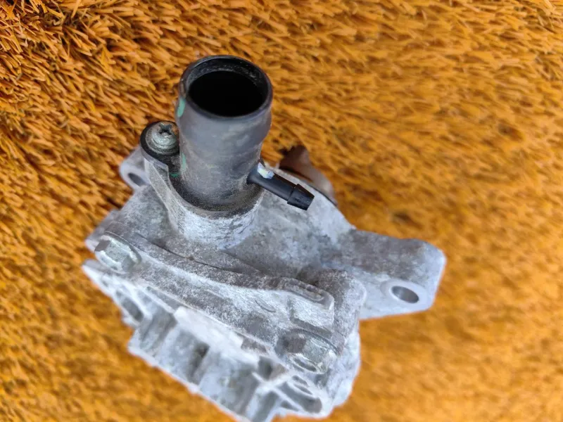 Насос вакуумный