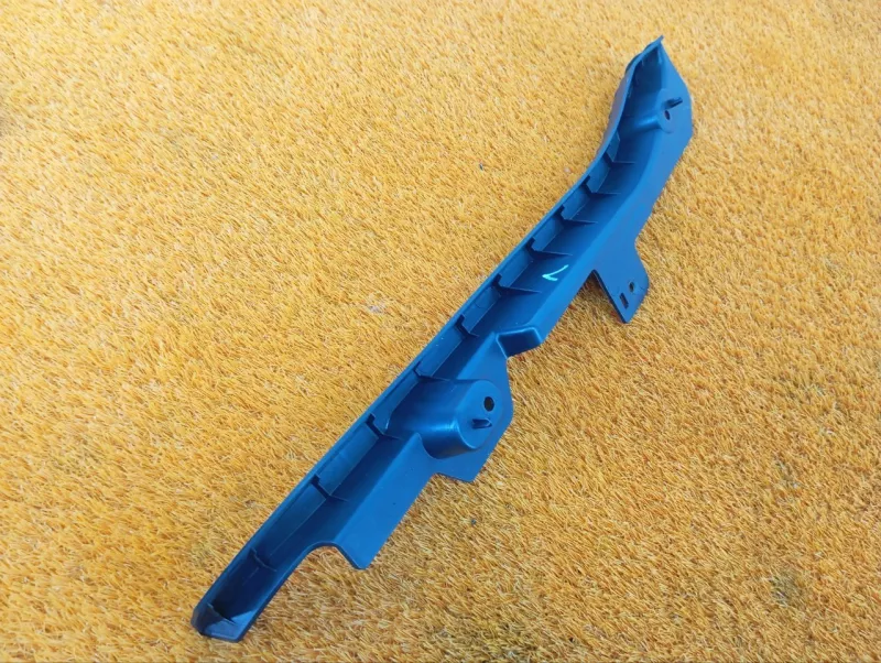 Крепление бампера