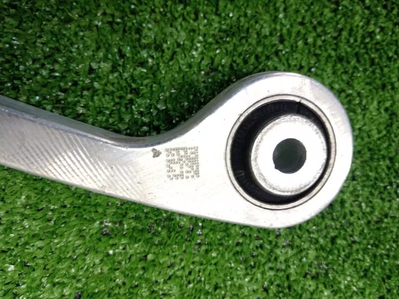 Стойка стабилизатора