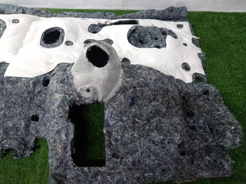 Шумоизоляция моторного отсека