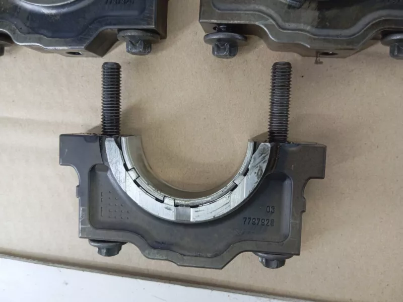 Бугель коленвала