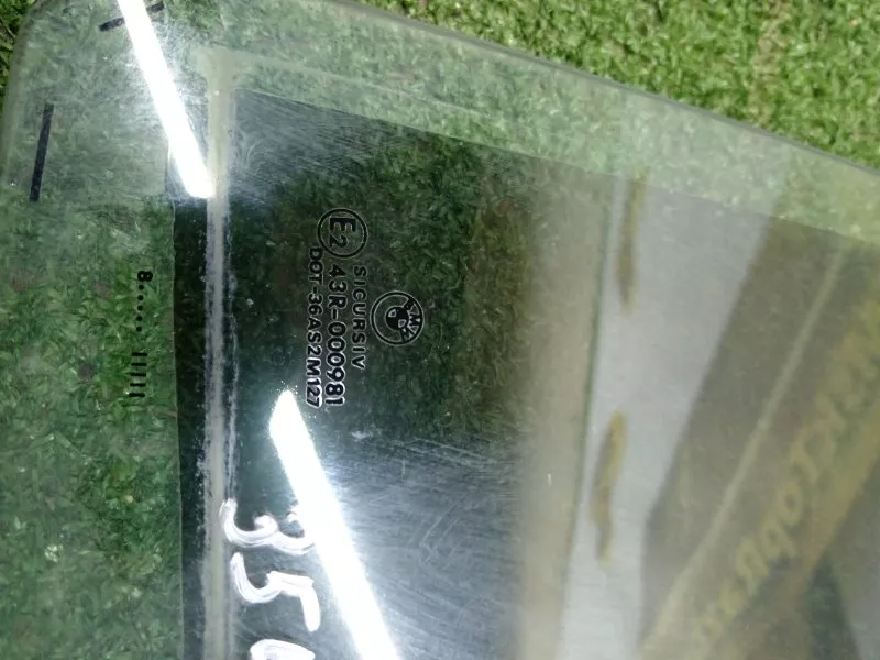 Стекло двери BMW 5-Series 1998 51348189257 E39, заднее левое