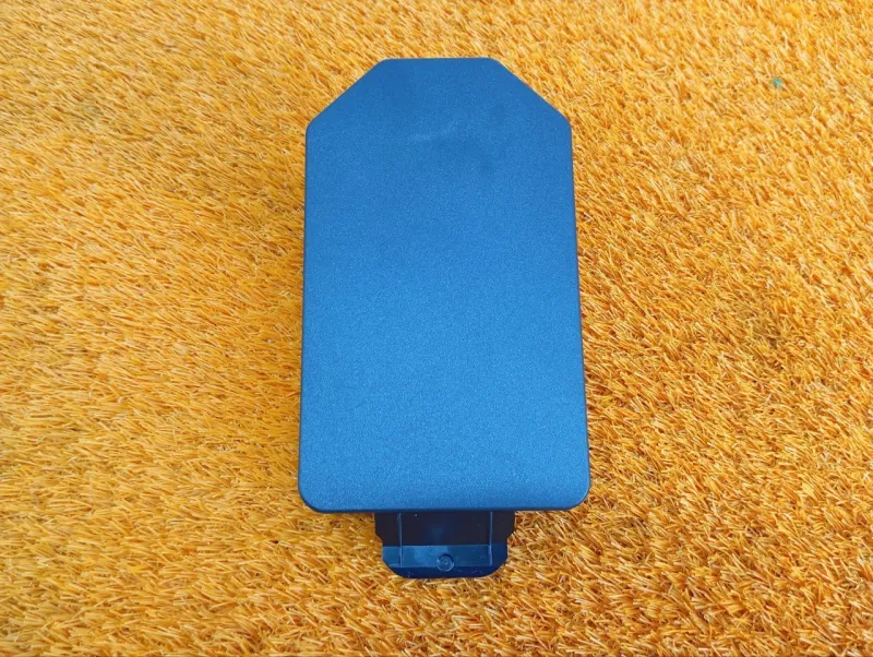 Крышка блока предохранителей