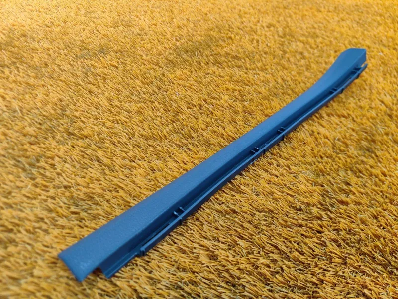 Накладка на стойку кузова