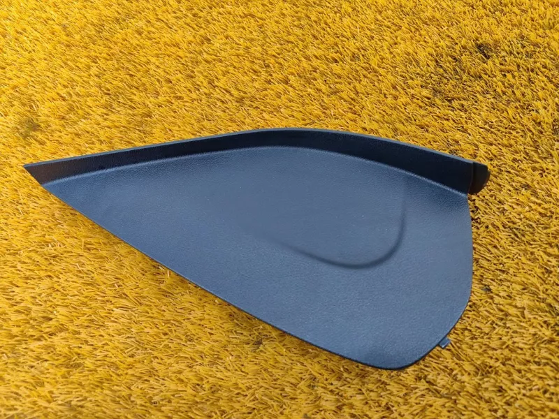 Накладка на торпедо