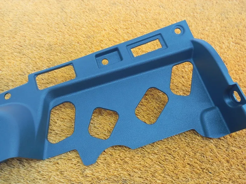 Накладка на торпедо