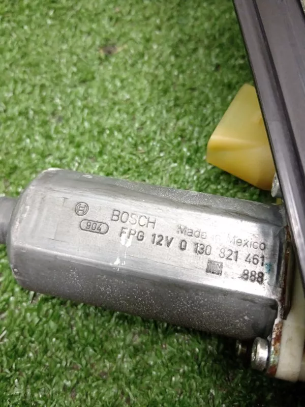 Стеклоподъемник BMW X5 2008 51357166382 E70, задний правый