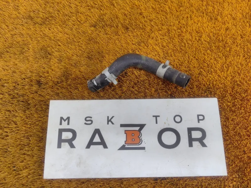 Патрубок отопителя