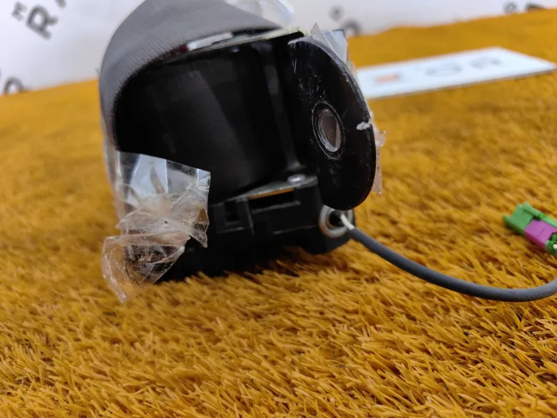 Ремень безопасности