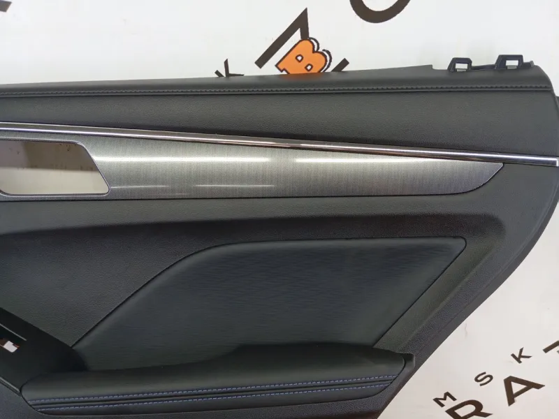 Обшивка двери