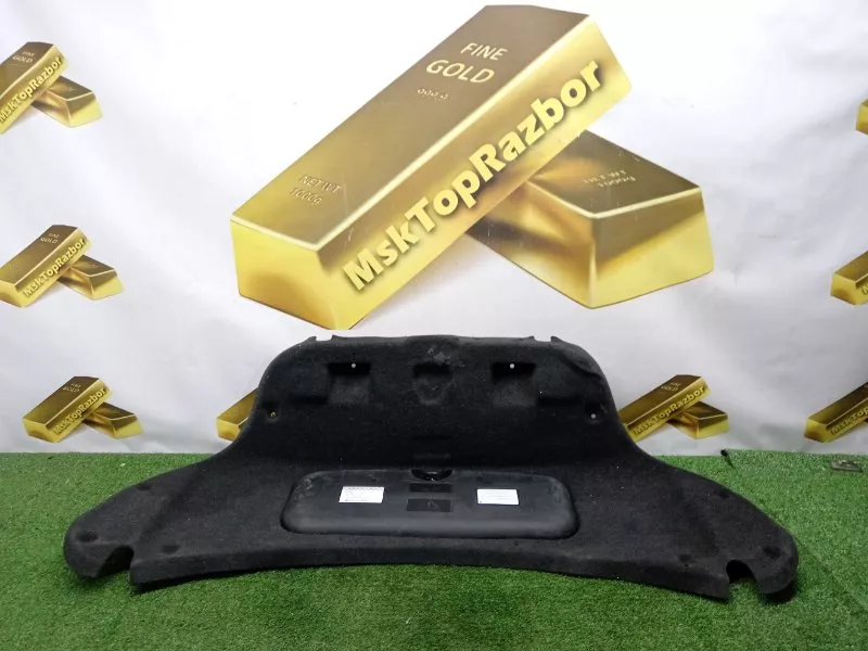 Обшивка крышки багажника