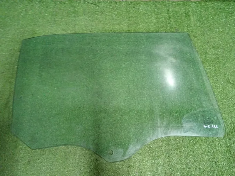 Стекло двери BMW 7-Series 2001 51348163846 E38, заднее правое