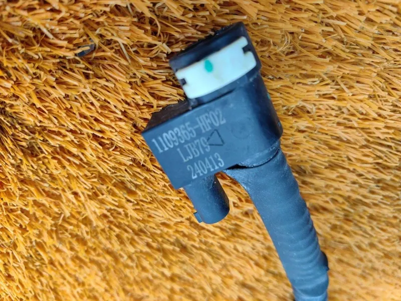 Трубка картерных газов