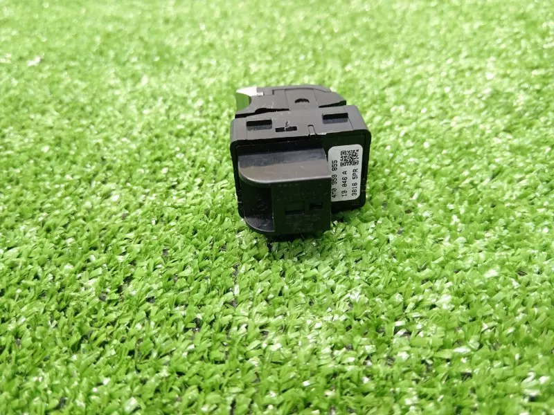 Кнопка стеклоподъемника