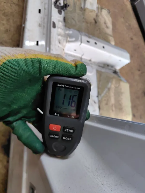 Порог с центральной стойкой