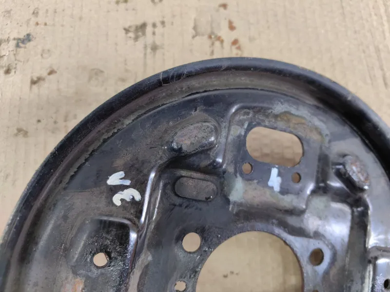 Пыльник тормозного диска