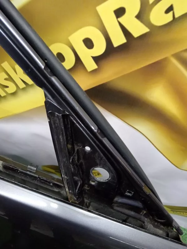 Дверь BMW 3-Series 2005 41007203644 E90, передняя правая