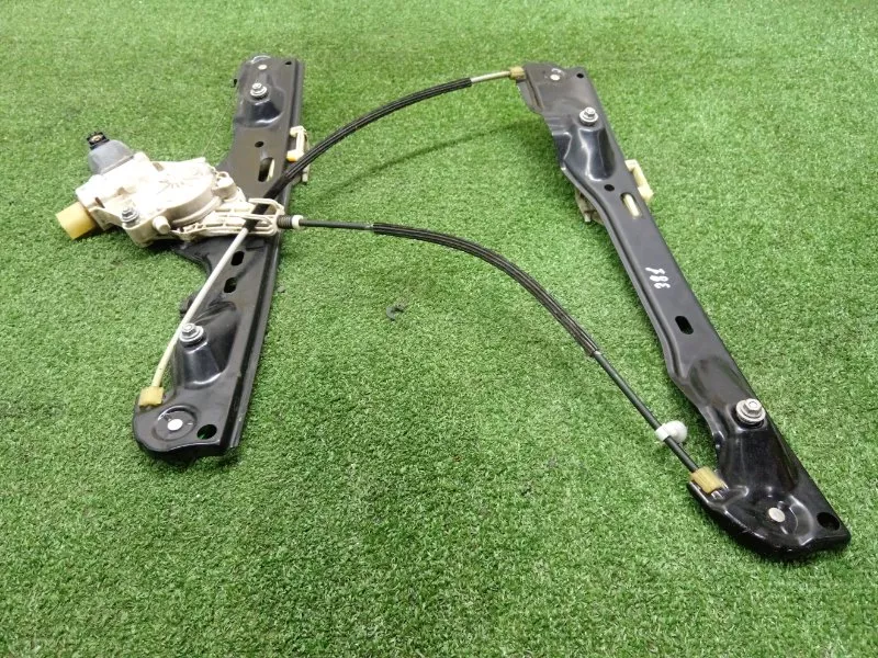Стеклоподъемник BMW X1 2010 51332990385 E84, передний левый