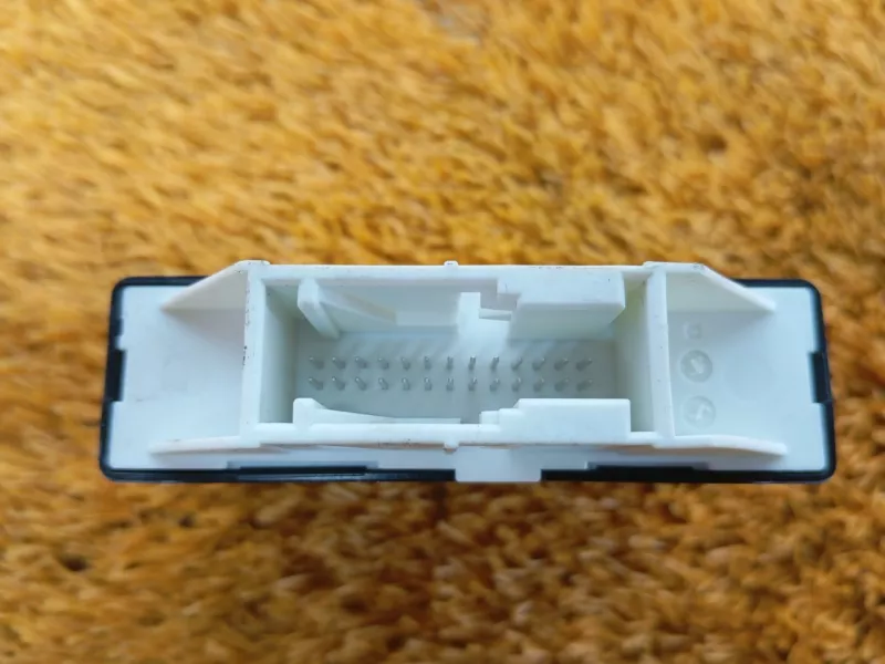 Блок парктроников