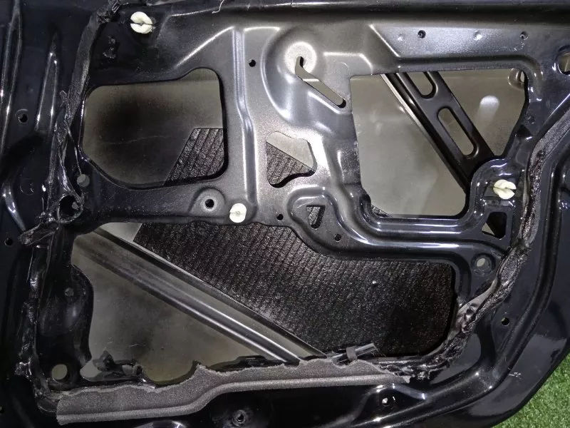 Дверь BMW 3-Series 2007 41007203648 E90, задняя правая