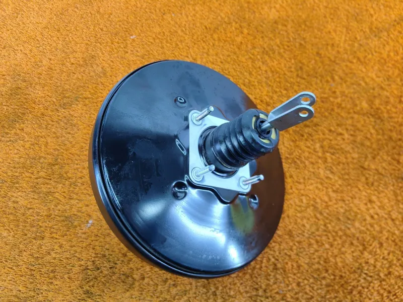 Вакуумный усилитель тормозов