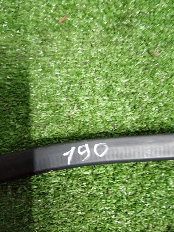 Уплотнитель стекла двери