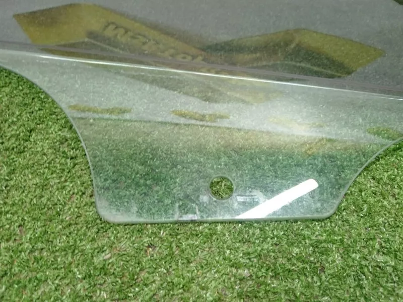 Стекло двери BMW 5-Series 2011 51357182118 F10, заднее правое