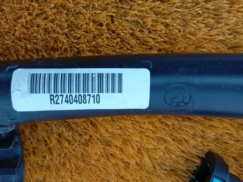 Горловина топливного бака