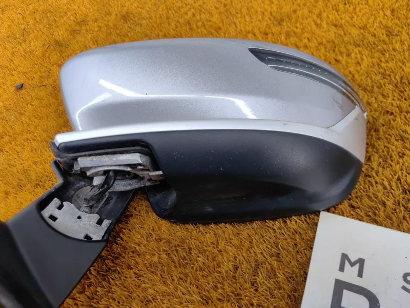 Зеркало боковое