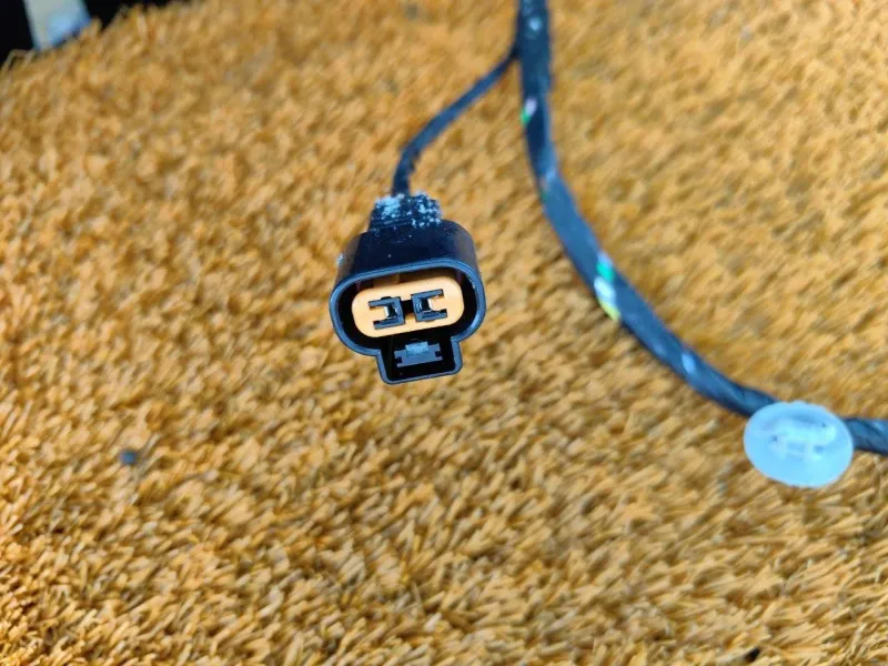 Проводка двери