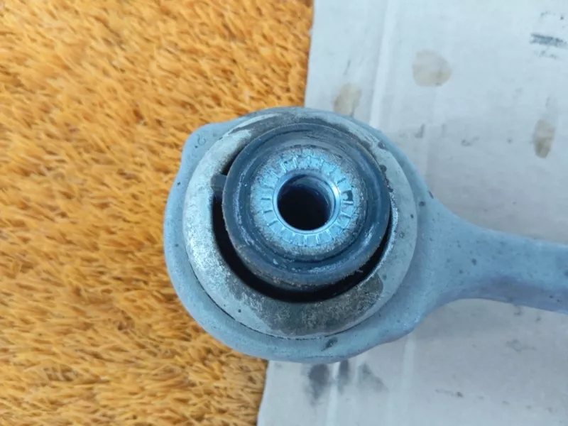 Рычаг подвески