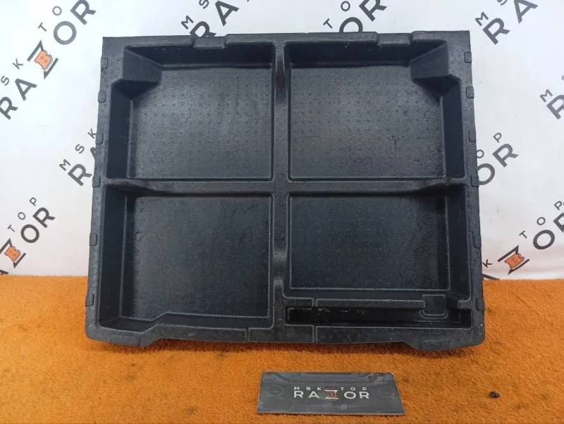 Ниша запасного колеса