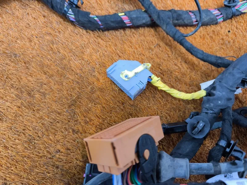 Проводка салона