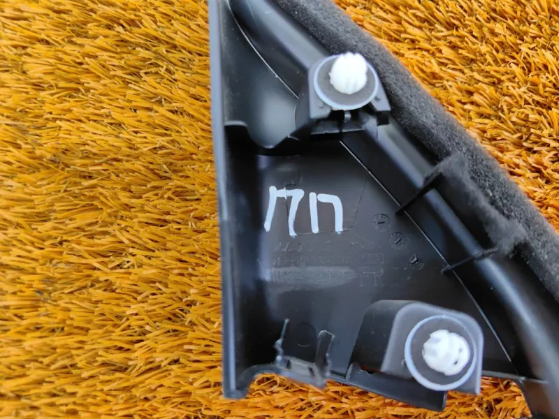 Накладка двери