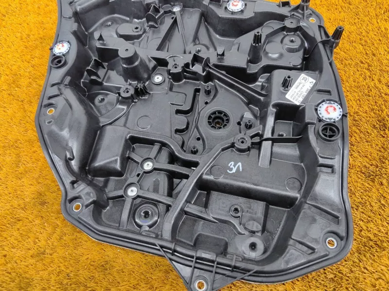 Стеклоподъемник