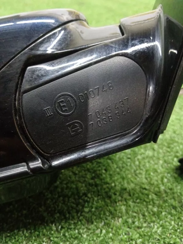 Зеркало боковое