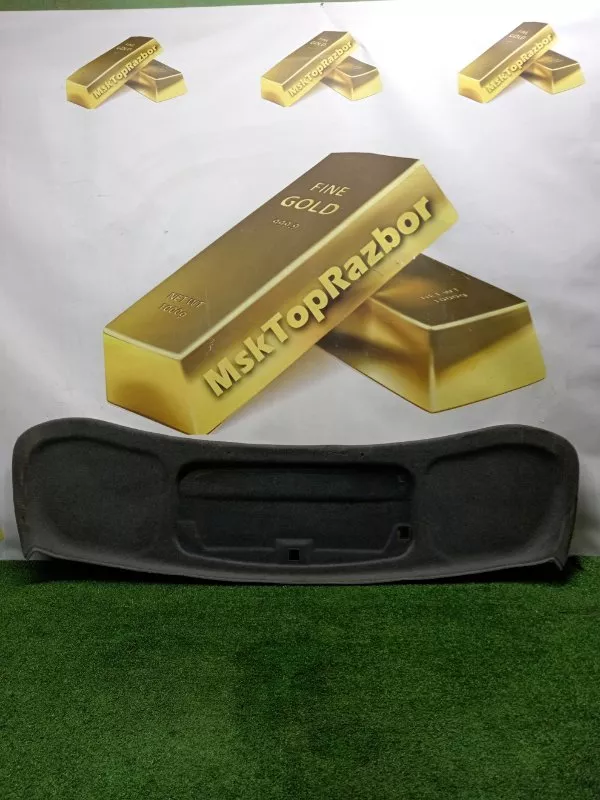 Обшивка крышки багажника