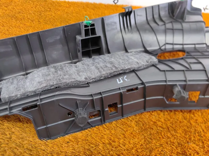 Обшивка стойки