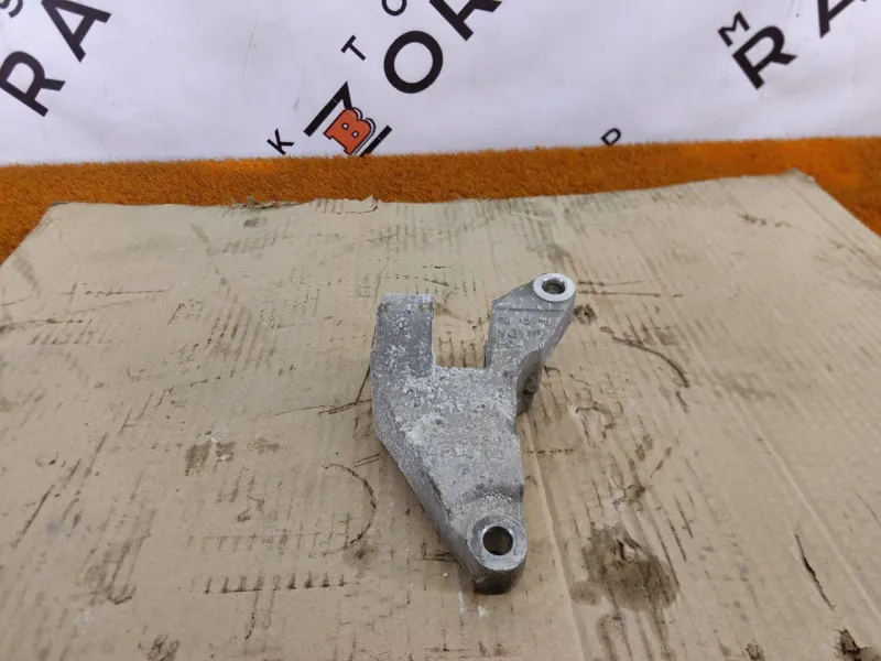 Кронштейн опоры КПП