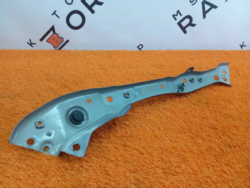 Крепление фары