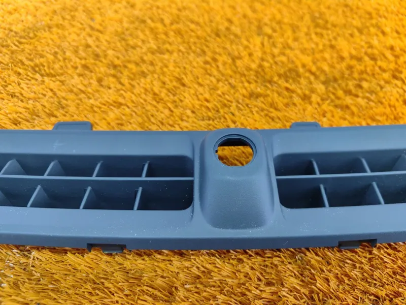 Дефлектор воздушный