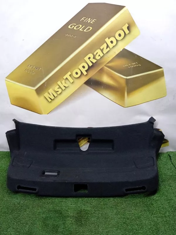 Обшивка крышки багажника