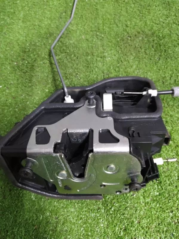 Замок двери