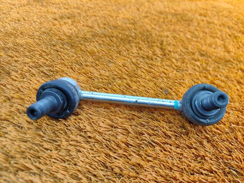 Стойка стабилизатора