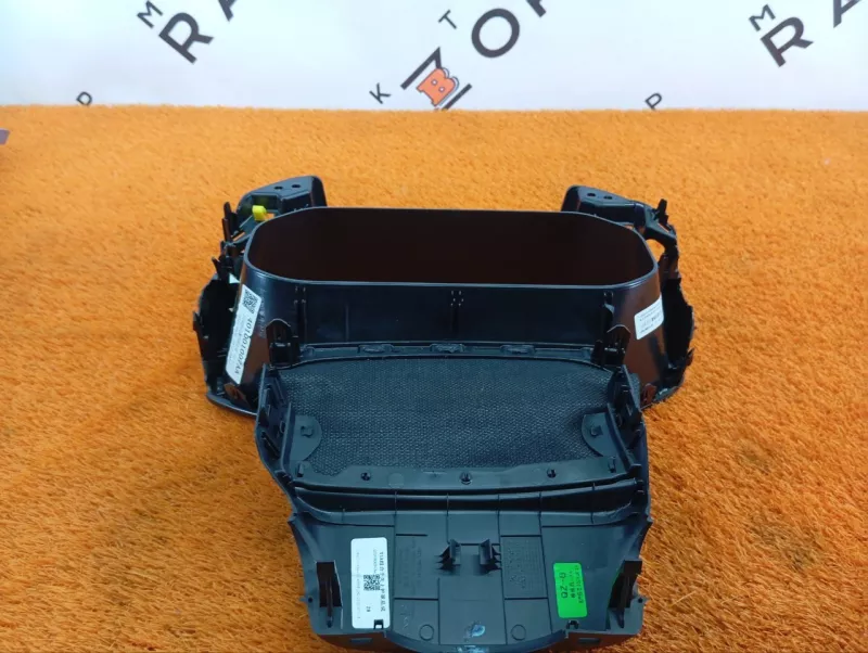 Кожух рулевой колонки Chery Tiggo 8 Pro 2023 401000694AA SQRF4J16C