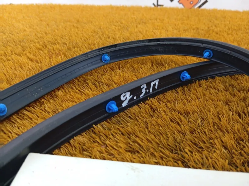 Уплотнитель двери