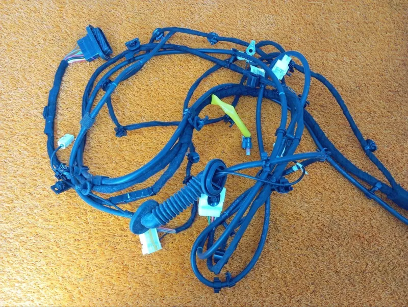 Проводка салона